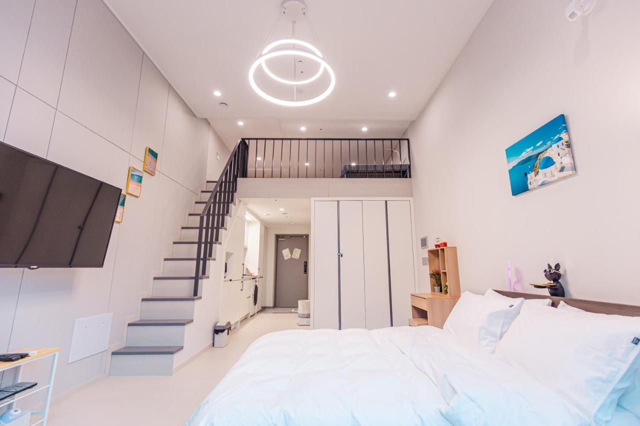 The Castle Ocean Marina Double Suite Yeosu Esterno foto