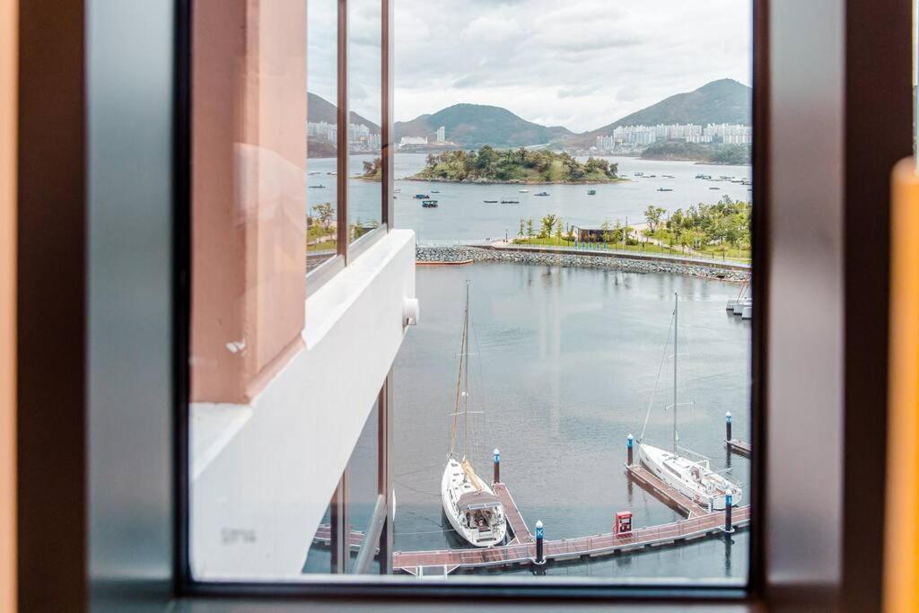 The Castle Ocean Marina Double Suite Yeosu Esterno foto